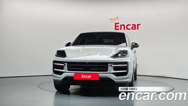 Porsche Cayenne 2024 — photo 3