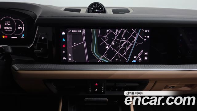Porsche Cayenne 2024 — photo 13
