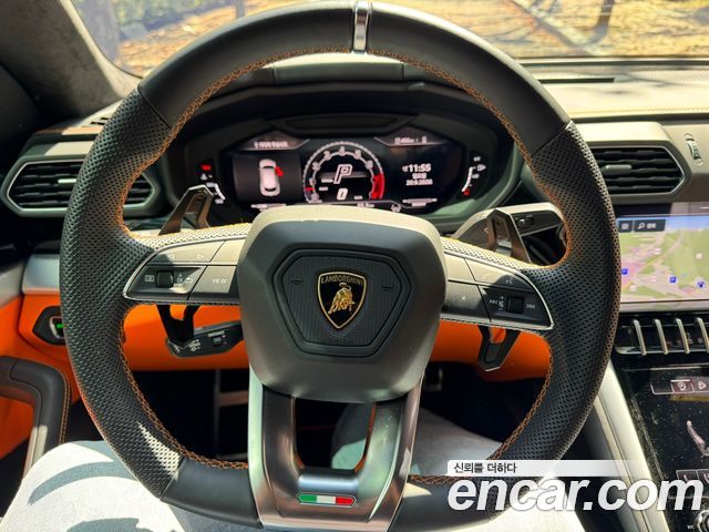 Lamborghini Urus 2024 — photo 8