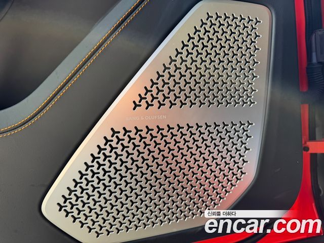 Lamborghini Urus 2024 — photo 14
