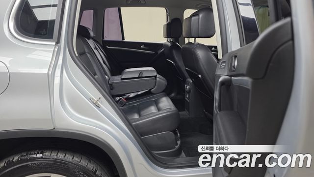 Volkswagen Tiguan 2014 — photo 12