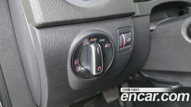 Volkswagen Tiguan 2014 — photo 15