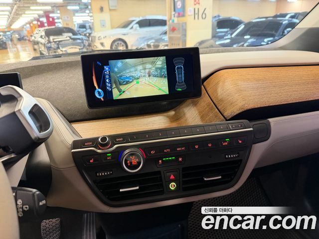 BMW i3 2014 — photo 11