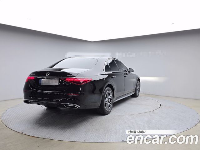 Mercedes-Benz S-Class 2022 — photo 2