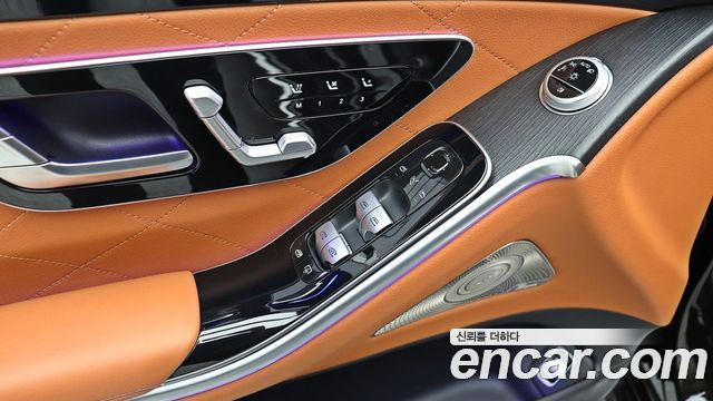 Mercedes-Benz S-Class 2022 — photo 11