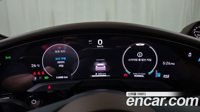 Porsche Taycan 2025 — photo 11