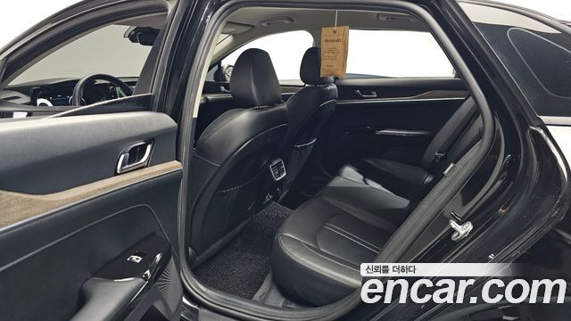 Kia K5 2022 — photo 18