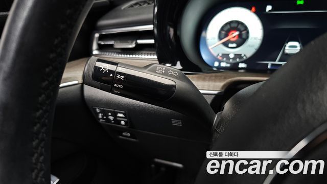 Kia K5 2022 — photo 23