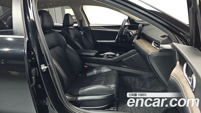 Kia K5 2022 — photo 16