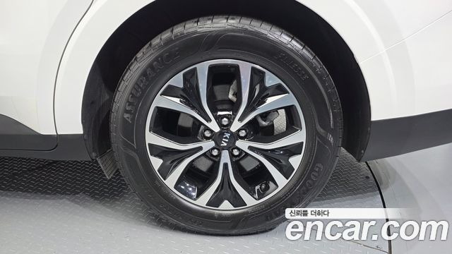 Kia Canival 2021 — photo 5