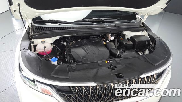 Kia Canival 2021 — photo 6
