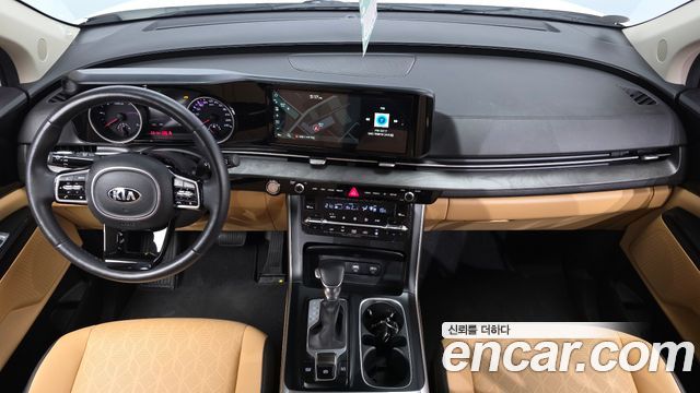 Kia Canival 2021 — photo 10