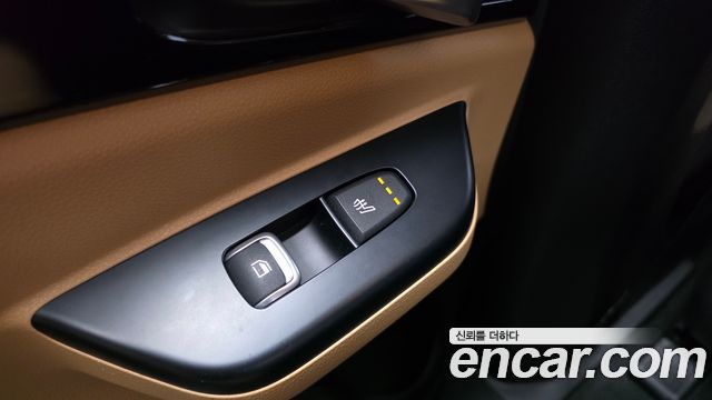 Kia Canival 2021 — photo 25