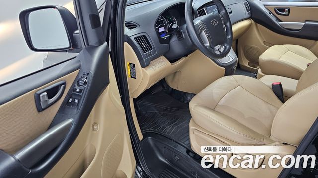 Hyundai Starex 2020 — photo 13