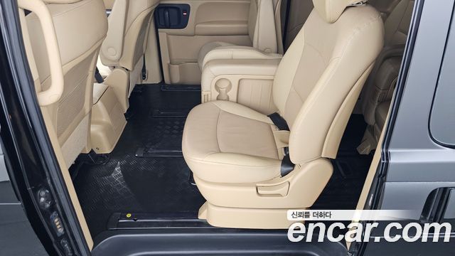 Hyundai Starex 2020 — photo 18