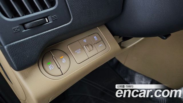 Hyundai Starex 2020 — photo 28