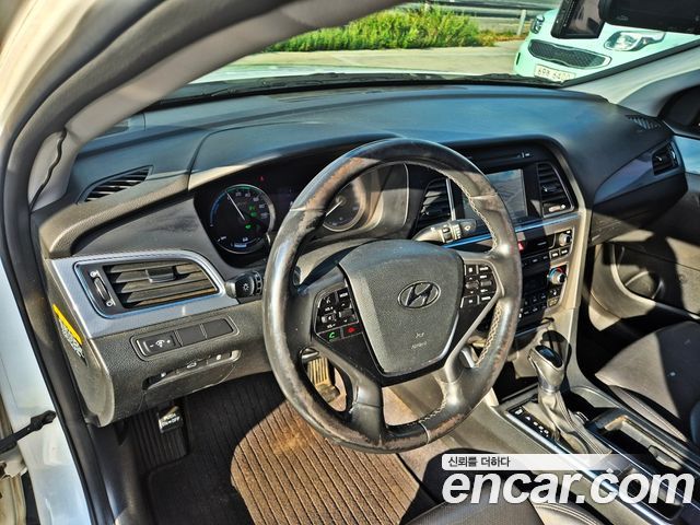 Hyundai Sonata 2016 — photo 9