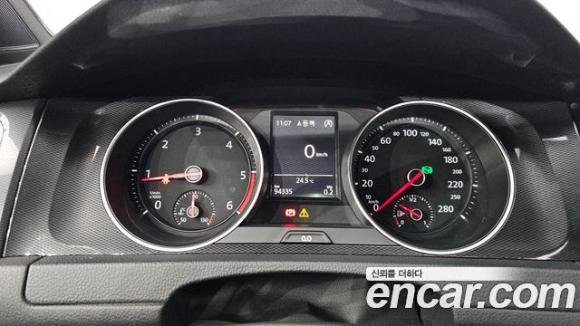 Volkswagen Golf 2016 — photo 11