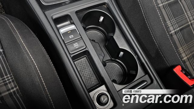 Volkswagen Golf 2016 — photo 26