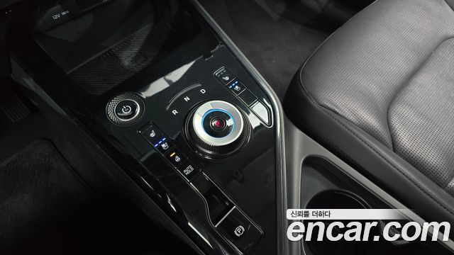 Kia Niro 2023 — photo 12
