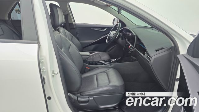 Kia Niro 2023 — photo 16