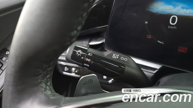 Kia Niro 2023 — photo 28