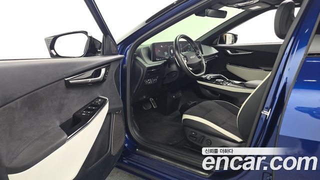 Kia EV6 2022 — photo 13
