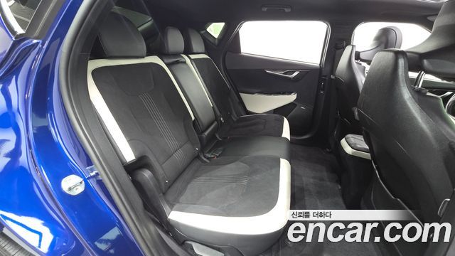 Kia EV6 2022 — photo 17