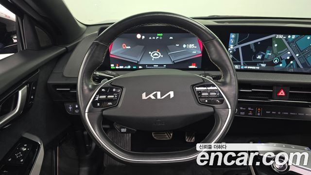 Kia EV6 2022 — photo 19