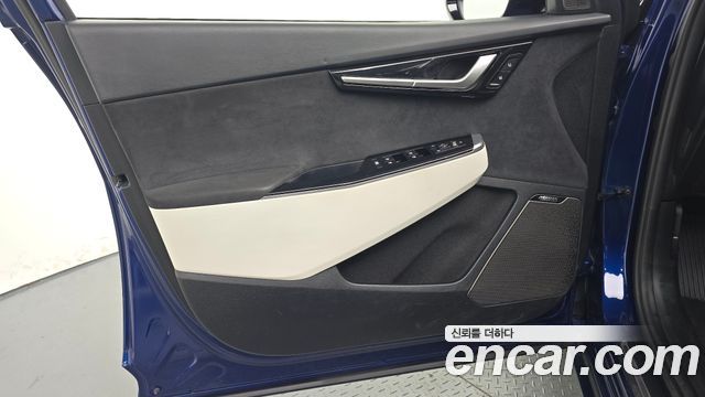 Kia EV6 2022 — photo 14