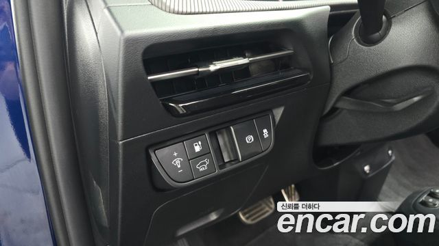 Kia EV6 2022 — photo 28