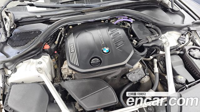 BMW 5-Series 2022 — photo 6