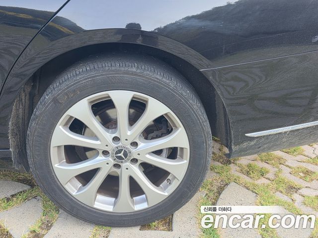 Mercedes-Benz E-Class 2018 — photo 15