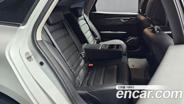 Renault Korea SM6 2021 — photo 17