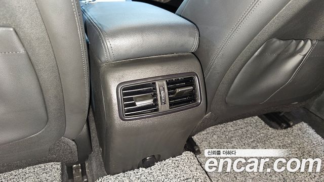 Renault Korea SM6 2021 — photo 31