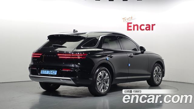Genesis GV70 2022 — photo 2