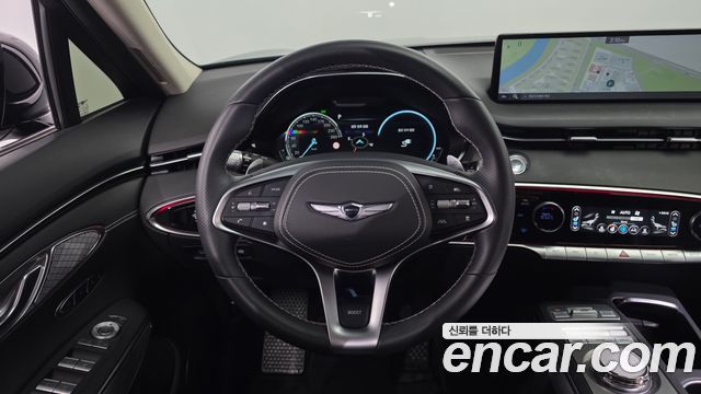 Genesis GV70 2022 — photo 20