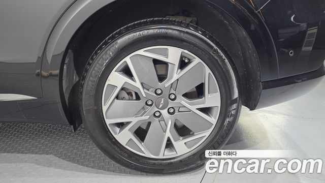 Genesis GV70 2022 — photo 7