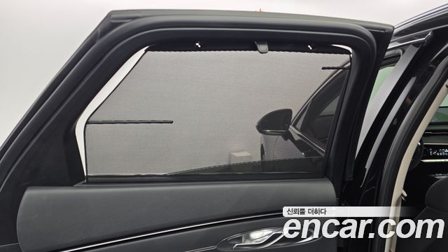 Genesis GV70 2022 — photo 15
