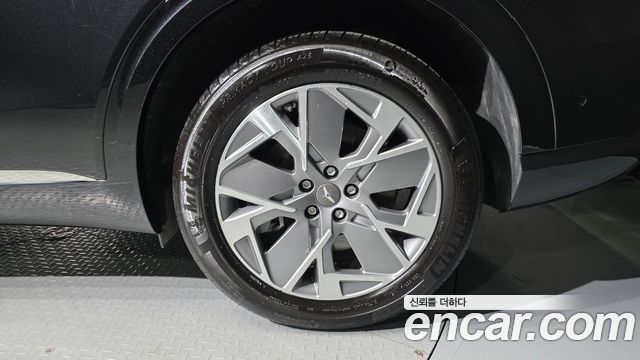 Genesis GV70 2022 — photo 7