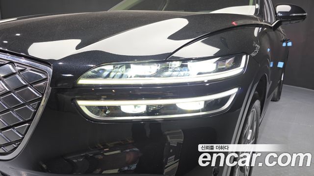 Genesis GV70 2022 — photo 8
