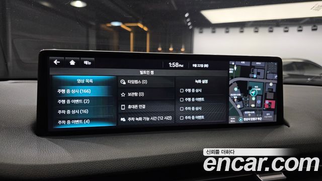 Genesis GV70 2022 — photo 28
