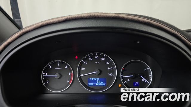 Hyundai Starex 2019 — photo 11