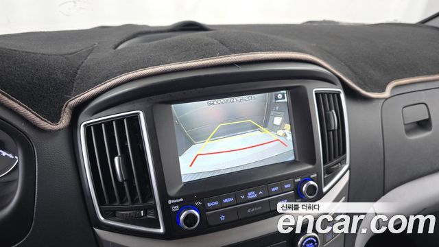 Hyundai Starex 2019 — photo 22