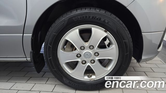 Hyundai Starex 2019 — photo 7