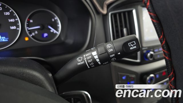 Hyundai Starex 2019 — photo 29
