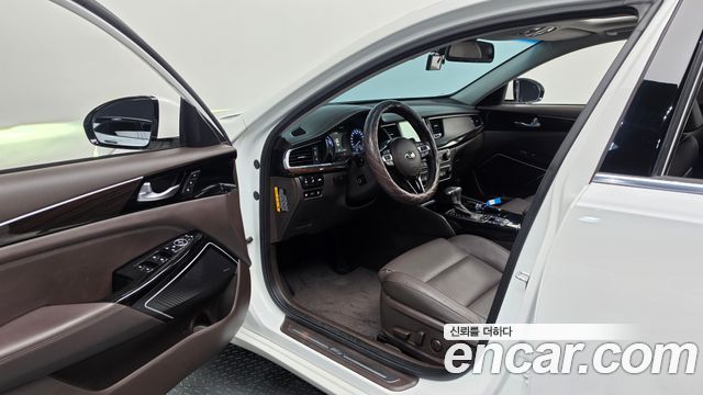 Kia K7 2018 — photo 13