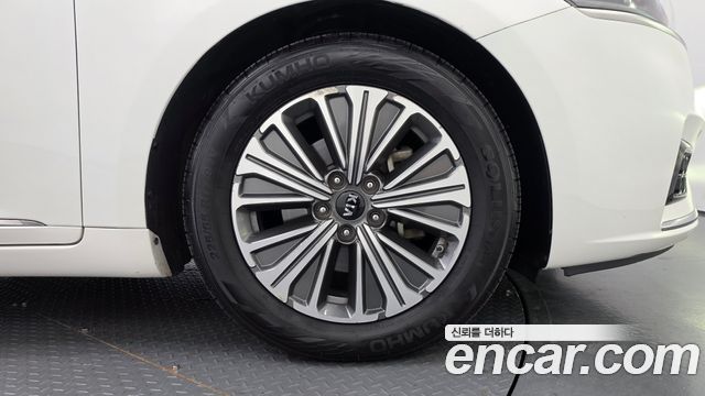 Kia K7 2018 — photo 7
