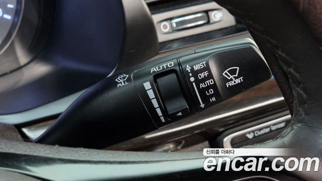 Kia K7 2018 — photo 32