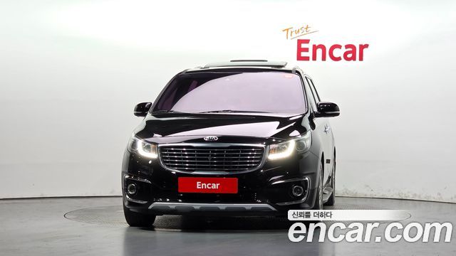 Kia Canival 2018 — photo 3